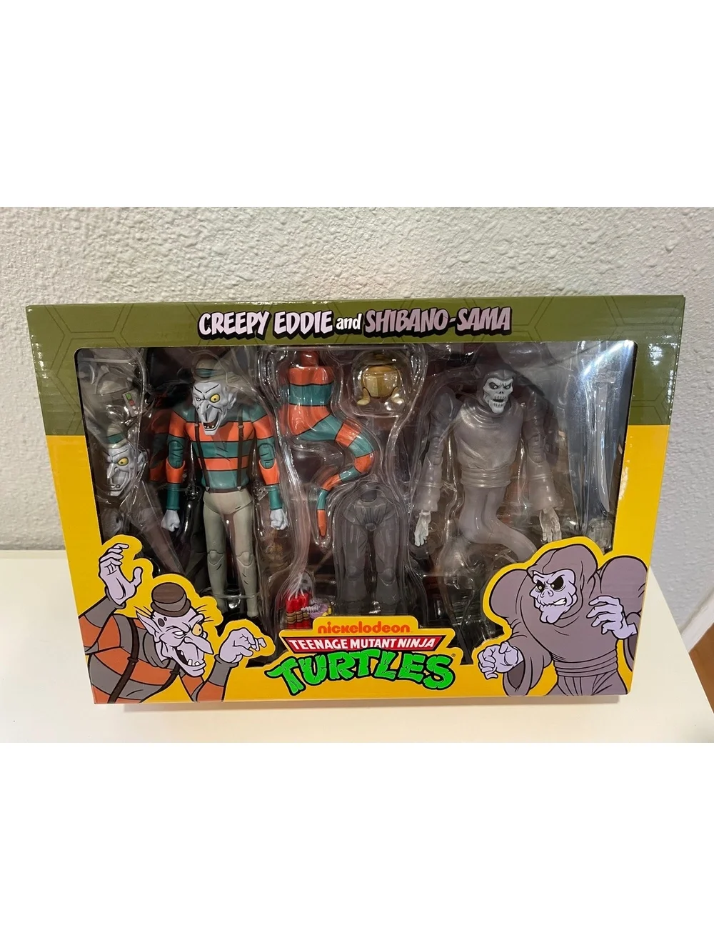 Neca Teenage Mutant Ninja Turtles Creepy Eddie and Sh